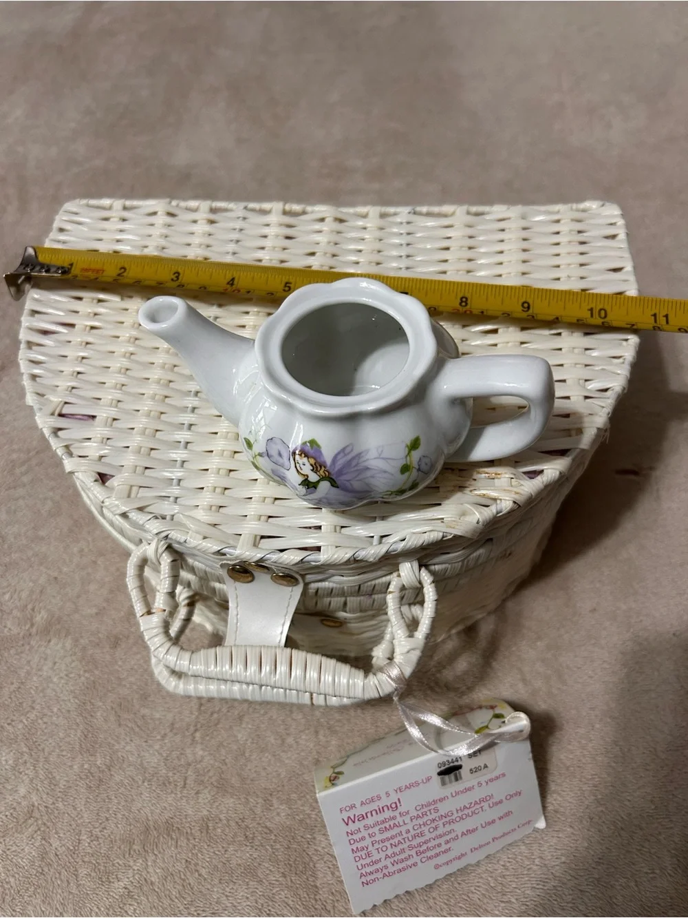 Delton charming white